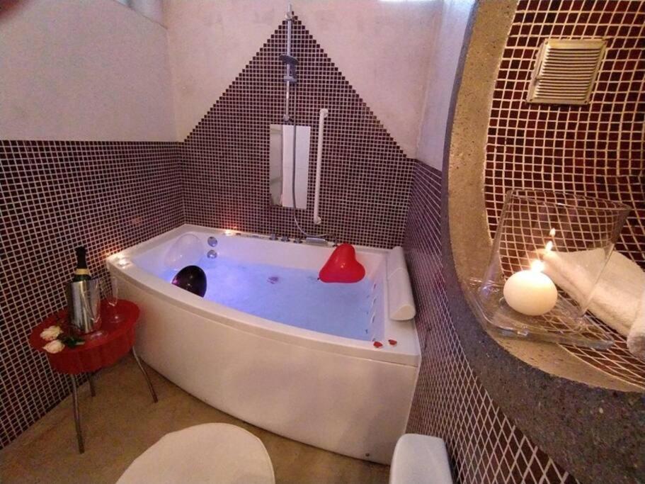 Ferienwohnung Zentral Club Neutron-Jacuzzi Belmonte De Miranda Exterior foto