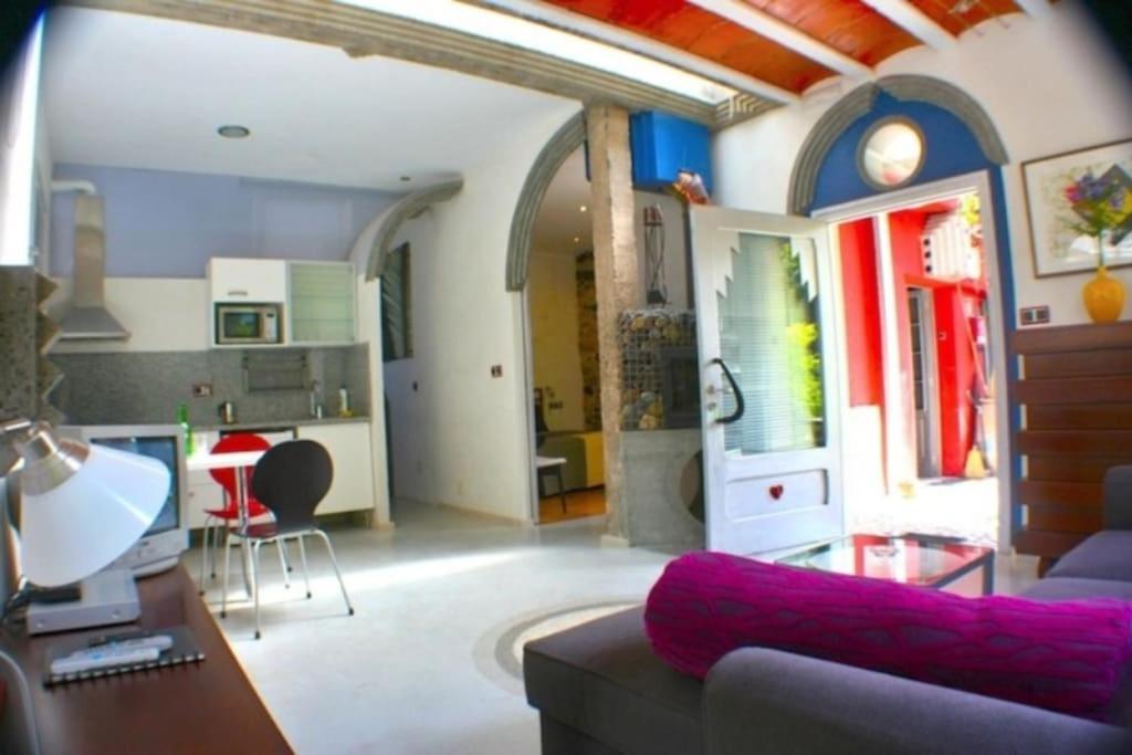 Ferienwohnung Zentral Club Neutron-Jacuzzi Belmonte De Miranda Exterior foto