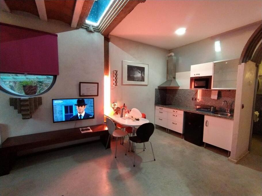 Ferienwohnung Zentral Club Neutron-Jacuzzi Belmonte De Miranda Exterior foto