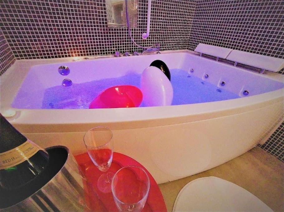 Ferienwohnung Zentral Club Neutron-Jacuzzi Belmonte De Miranda Exterior foto
