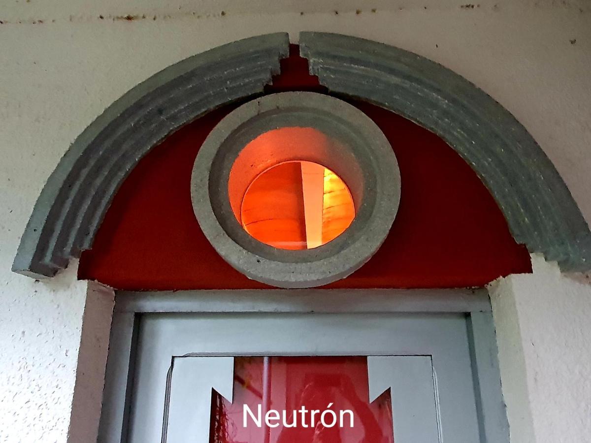 Ferienwohnung Zentral Club Neutron-Jacuzzi Belmonte De Miranda Exterior foto